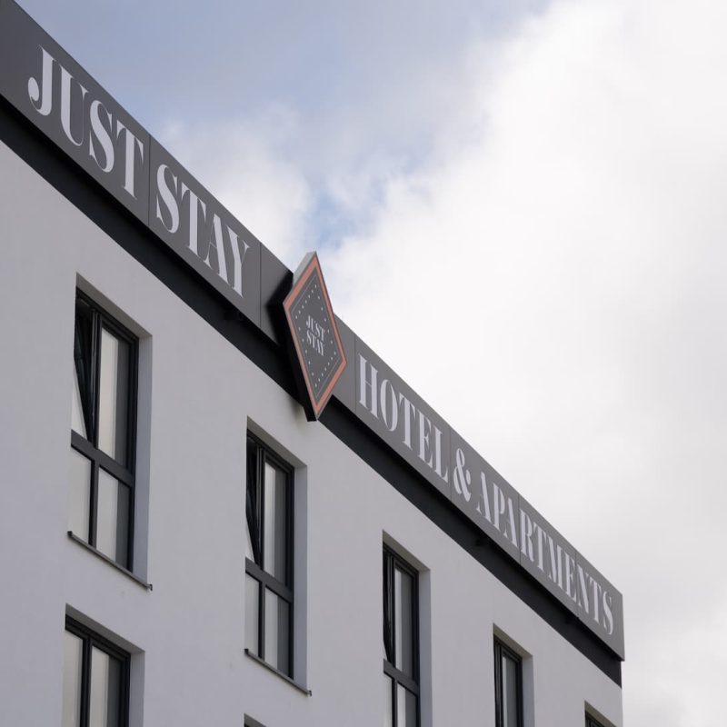 Just-Stay-Hotels-und-Apartments__AussencamB-02352